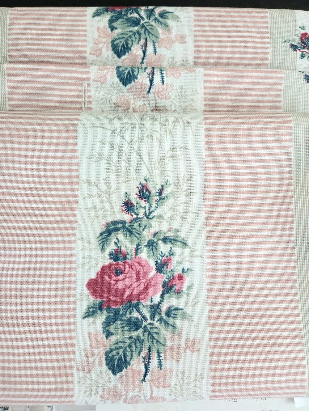 Cabbages & Roses London Fabric shower curtain LOLA STRIPE pink Roses